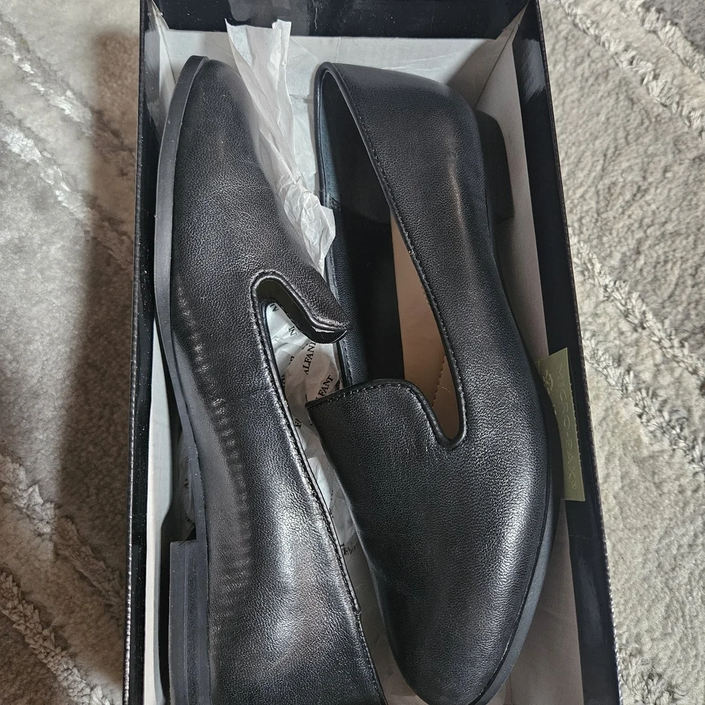 Black Leather Women's Loafers
